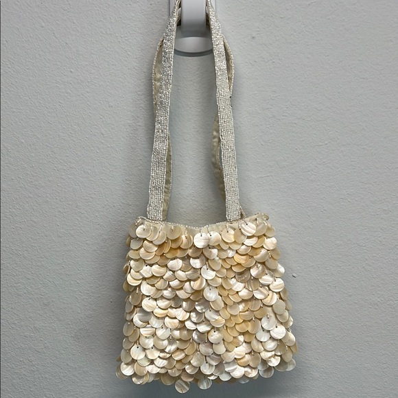 🐚Gorgeous Shell Mini Tote Bag 🌊✨ - Picture 3 of 9